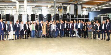 KASAD üyeleri Koenig & Bauer Radebeul fabrikasında  firma yetkililerinin sunumlarını dinleyip, demoları izlediler  Koenig & Bauer’den  bir gelecek projeksiyonu…